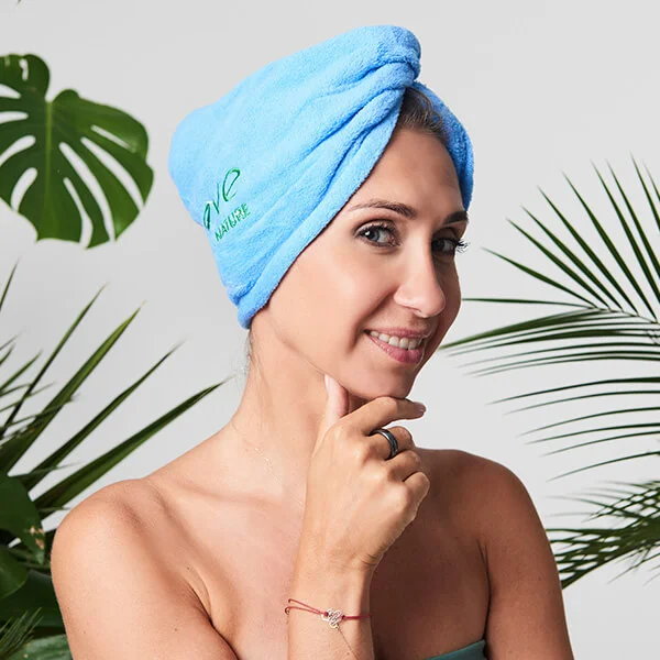 Unikalne_kosmetyki_Yeye_turban_mikrofibra_niebieski_angie
