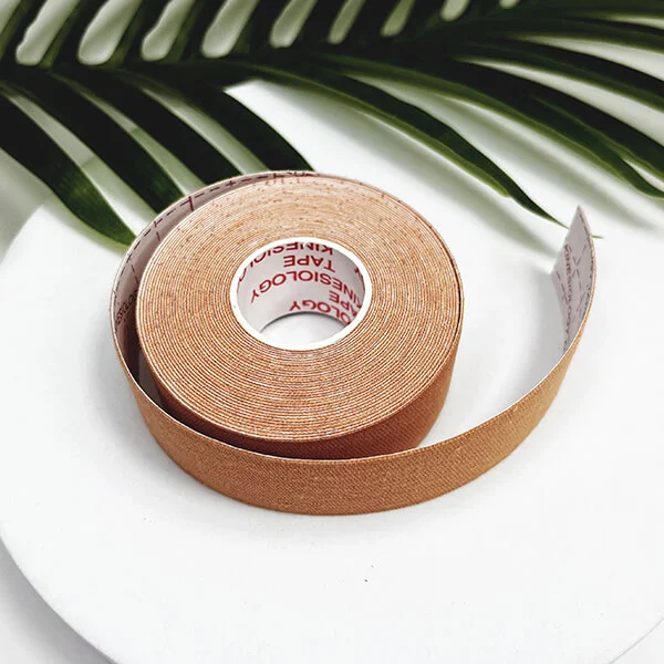 Unikalne_kosmetyki_yeye_face_tape_19