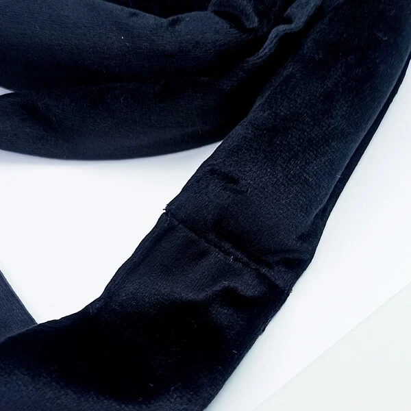 Unikalne_kosmetyki_yeye_papiloty_velvet_czarny_5